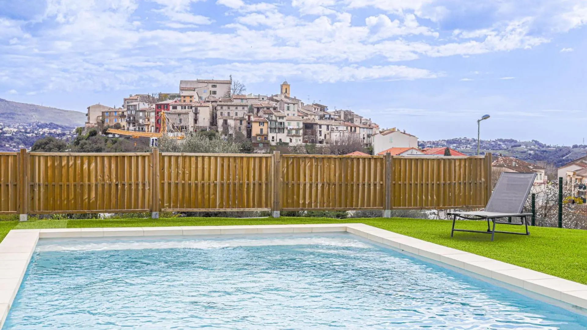 Holiday Home Le Mas De Gattieres By Interhome