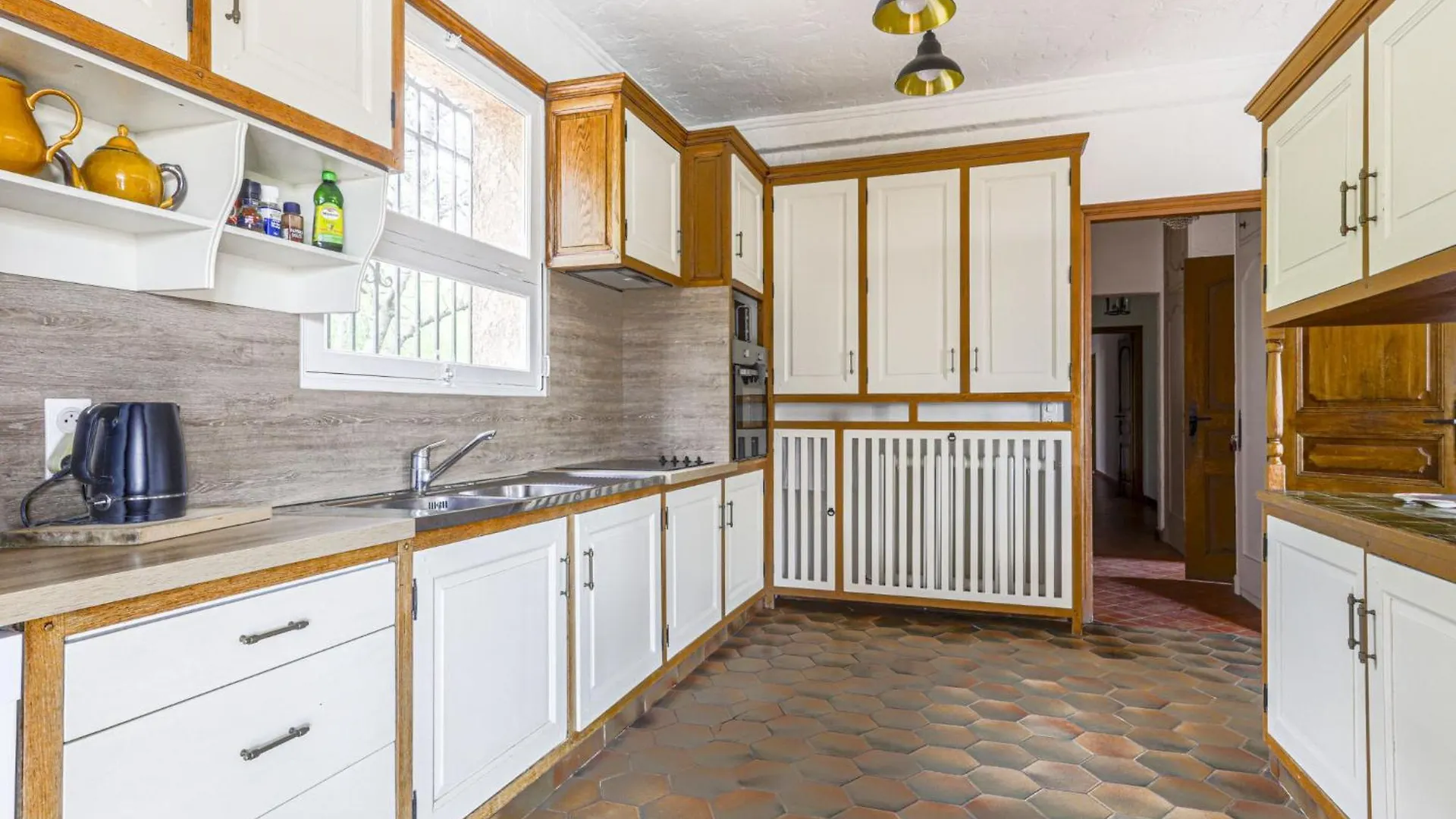 Holiday Home Le Mas De Gattieres By Interhome